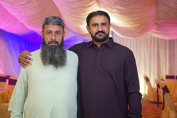 Iqra & Amjad Mehndi 00111