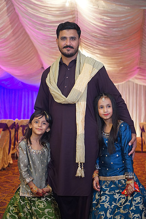 Iqra & Amjad Mehndi 00117