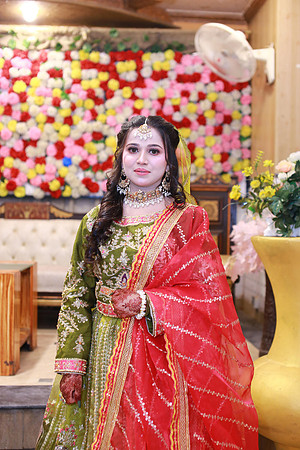 Usama & Bisma Mehndi 00114