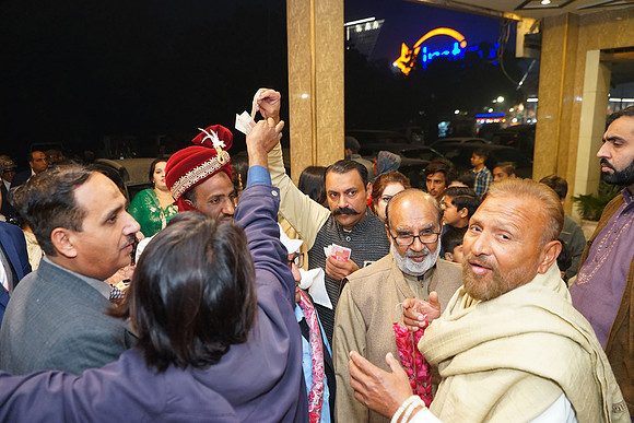 Asif & Kanwal Barat 00069