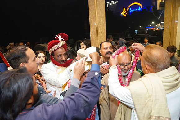 Asif & Kanwal Barat 00070