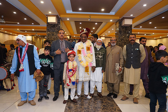 Asif & Kanwal Barat 00095