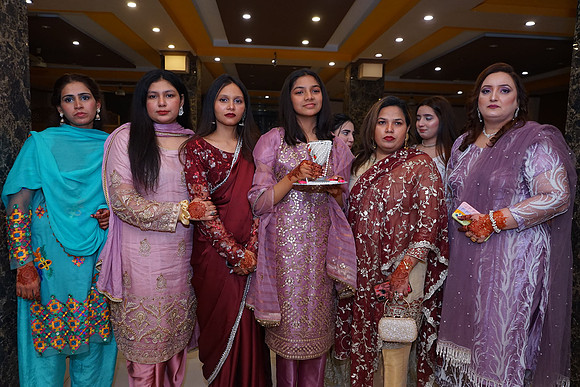 Asif & Kanwal Barat 00137