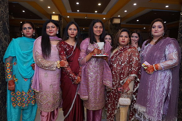 Asif & Kanwal Barat 00138