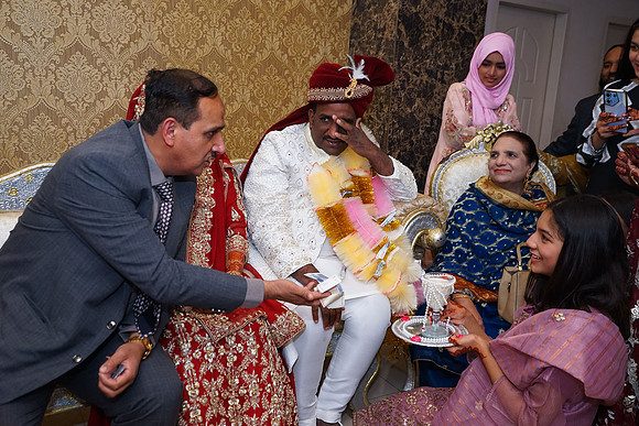 Asif & Kanwal Barat 00162