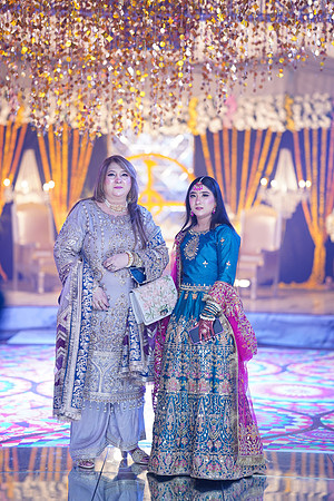 Usman & Sania Mehndi 00061