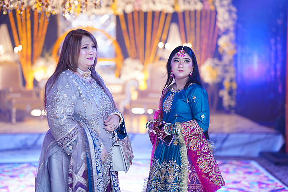 Usman & Sania Mehndi 00067
