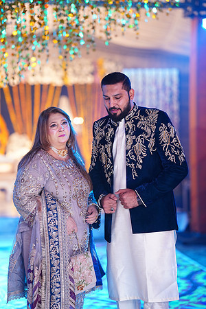 Usman & Sania Mehndi 00189