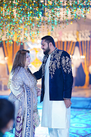 Usman & Sania Mehndi 00194