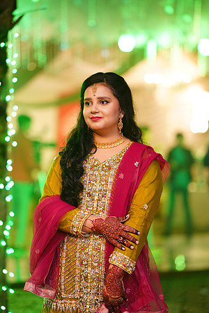Usman & Sania Mehndi 00232