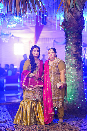 Usman & Sania Mehndi 00235