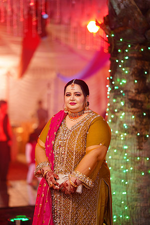 Usman & Sania Mehndi 00244