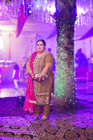 Usman & Sania Mehndi 00246