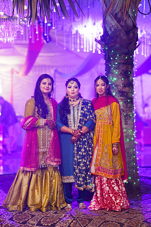 Usman & Sania Mehndi 00258