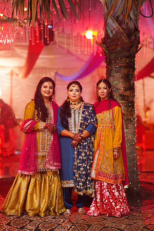 Usman & Sania Mehndi 00257