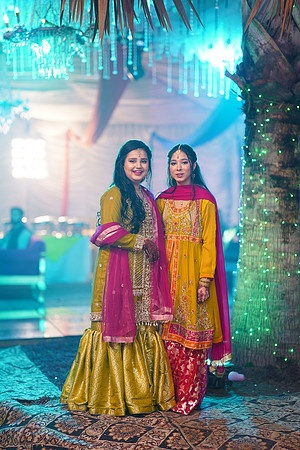 Usman & Sania Mehndi 00265