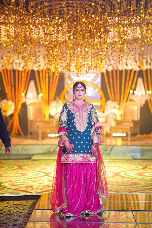 Usman & Sania Mehndi 00085