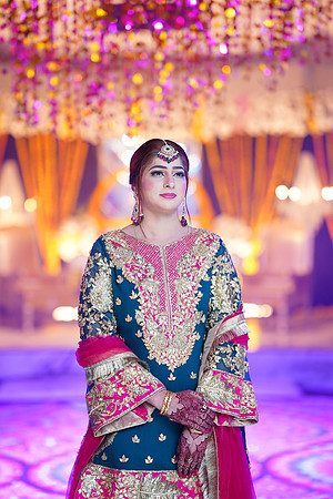 Usman & Sania Mehndi 00093
