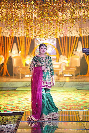 Usman & Sania Mehndi 00096