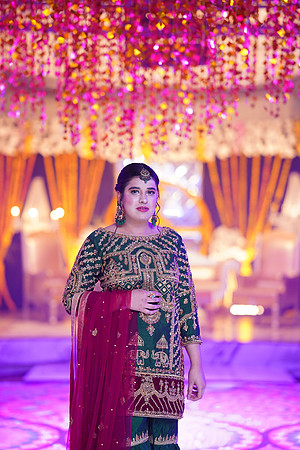 Usman & Sania Mehndi 00097