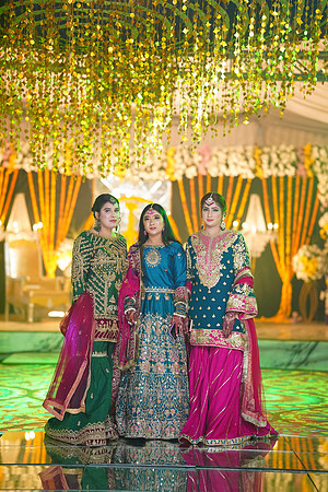 Usman & Sania Mehndi 00077