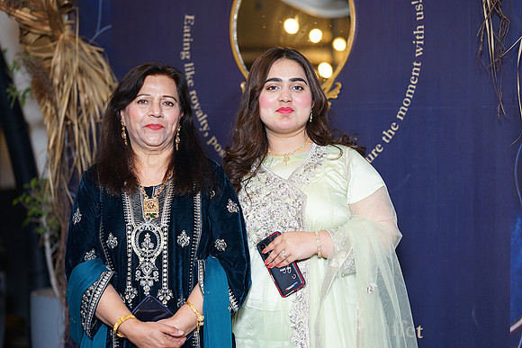 Haniya & Abid Walima 00356