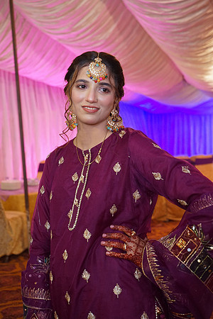 Iqra & Amjad Mehndi 00156