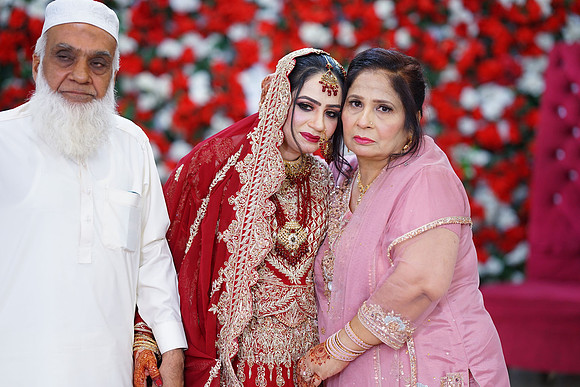 Rafiya & Fahad Barat 00098