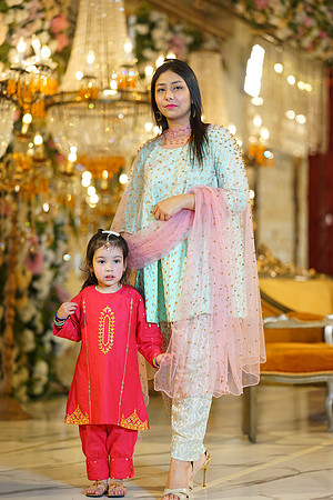 Sadaf & Faisal Walima 00178
