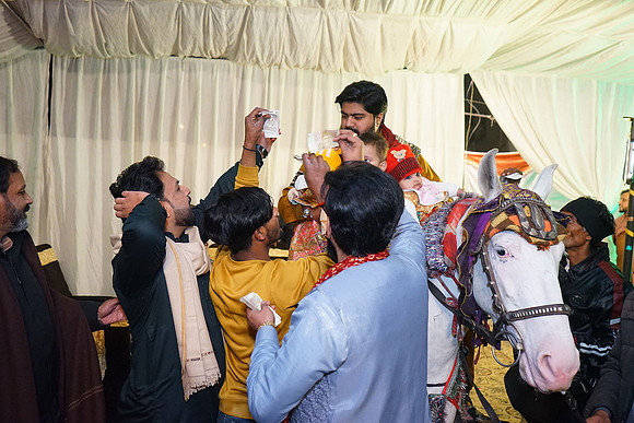 Junaid & Mehwish Mehndi 00097