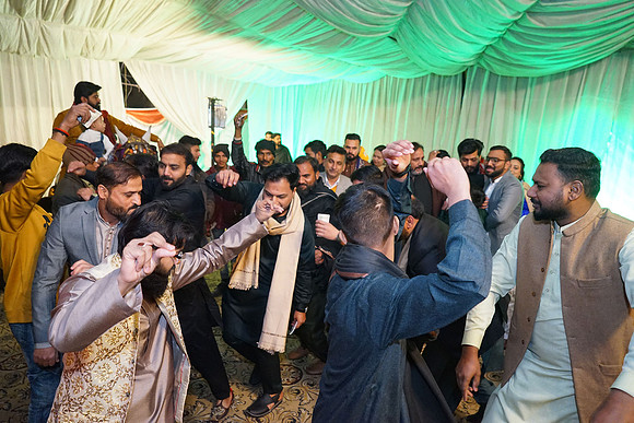 Junaid & Mehwish Mehndi 00106