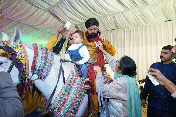 Junaid & Mehwish Mehndi 00111