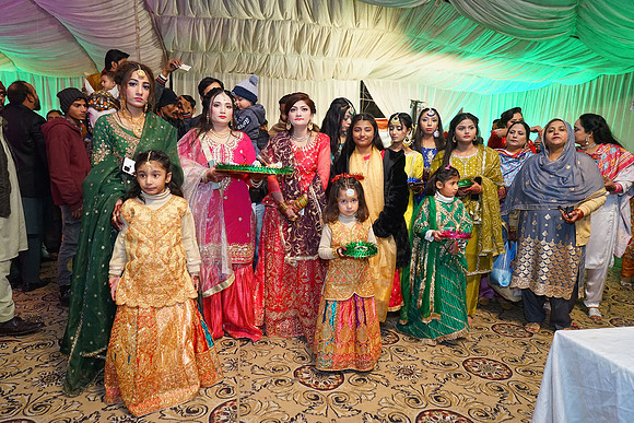Junaid & Mehwish Mehndi 00136