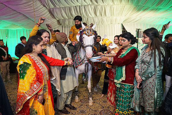 Junaid & Mehwish Mehndi 00151
