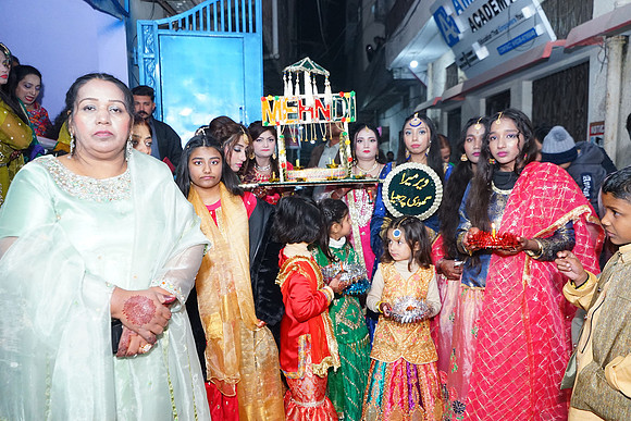Fayaz & Anum Mehndi 00055