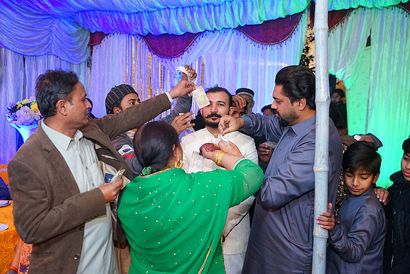 Fayaz & Anum Mehndi 00087