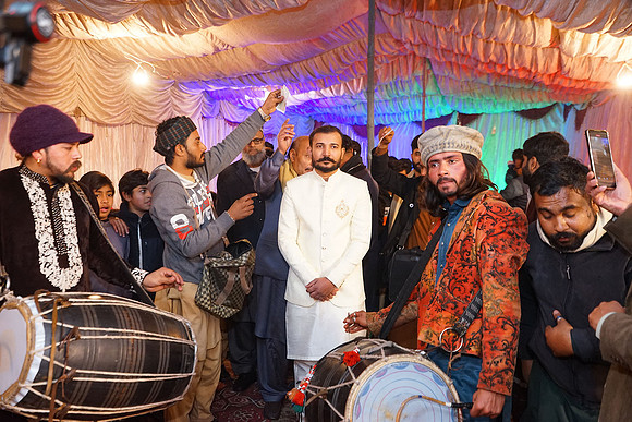 Fayaz & Anum Mehndi 00090