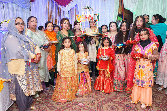 Fayaz & Anum Mehndi 00062