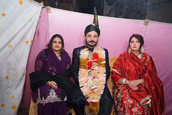Fayaz & Anum Barat 00050