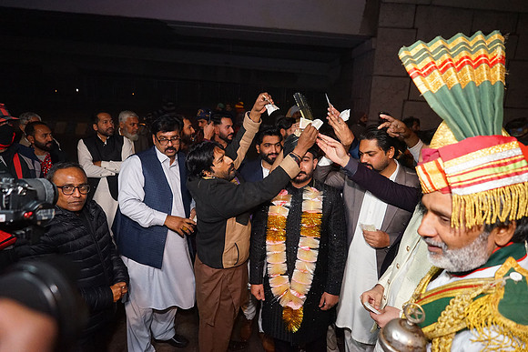 Fayaz & Anum Barat 00089