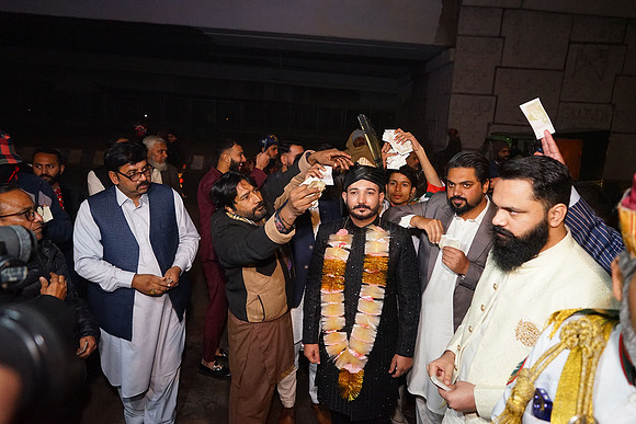 Fayaz & Anum Barat 00090