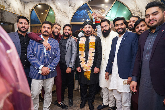 Fayaz & Anum Barat 00105