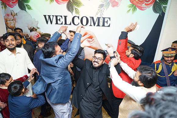 Junaid & Mehwish Barat 00188