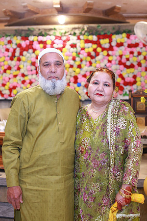 Usama & Bisma Mehndi 00172