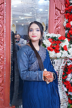 Rafiya & Fahad Barat 00218
