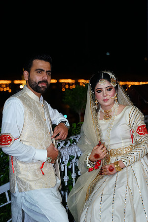 Azhar & Ayesha 00118