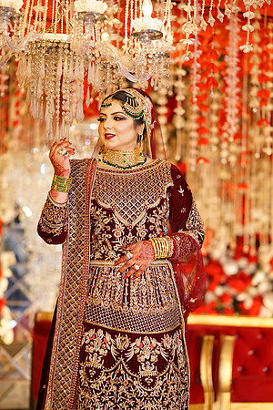 Subhan & Tabinda Barat 00100