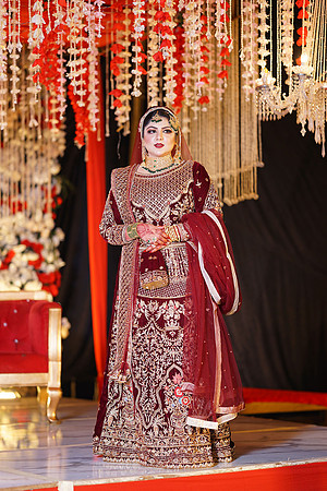 Subhan & Tabinda Barat 00131