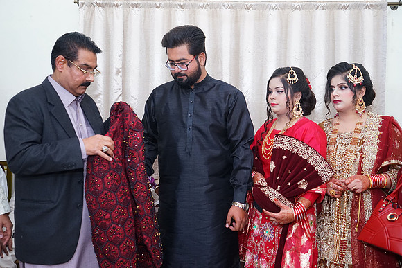 Subhan & Tabinda Barat 00229