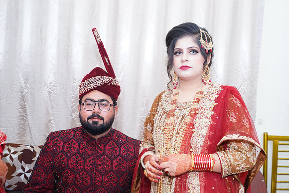 Subhan & Tabinda Barat 00240